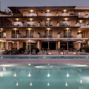 Resort Luna Minoica And
